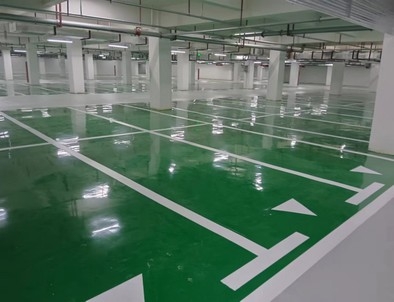 云南云南小区停车场标线